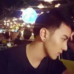 男生发型两边剃掉,一秒变帅哥

