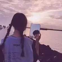 情侣头像时光清浅,恰如其分
