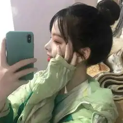 夏日女生头像清新好看8
