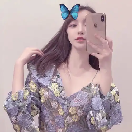 蓝帽俏妹子
