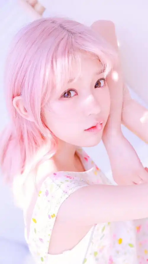 粉色系列美女写真

