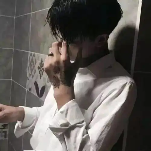 丧头像
