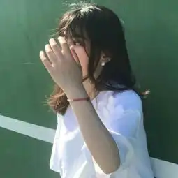 桉尢绿色系清新女头
