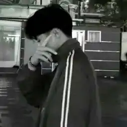 男生头像一个很丧的人,不值得被爱
