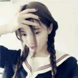 有没有配合这个的情侣头像
