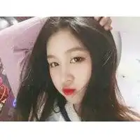 韩系女生白边头像图片大全微信头像图片大全
