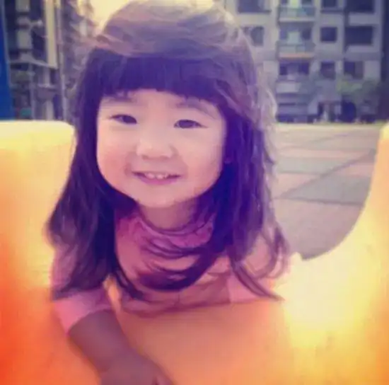 曹格女儿生日照萌翻网友当年那个被骂丑的女孩,现在的样子你想象不到
