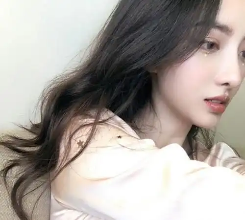 每日一笑老妈对她是赞不绝口当牵手成为自然猎犬
