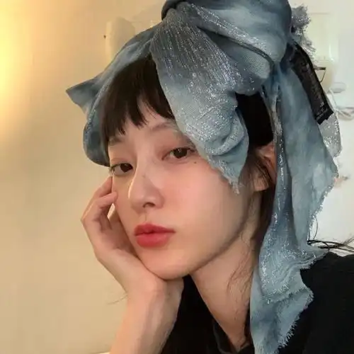 ins风女生头像
