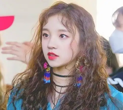 2020全球百大最美面孔,9位中国女星入围,周冬雨第27名
