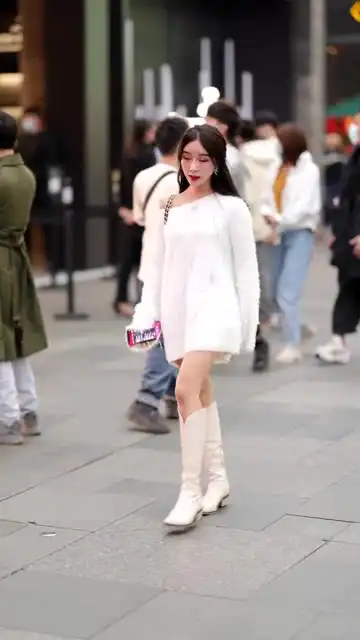 白色系的小仙女
