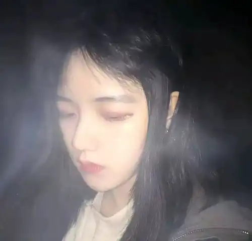 女生脸上这3处有缺陷,颜值普遍不高,化妆也无法挽救

