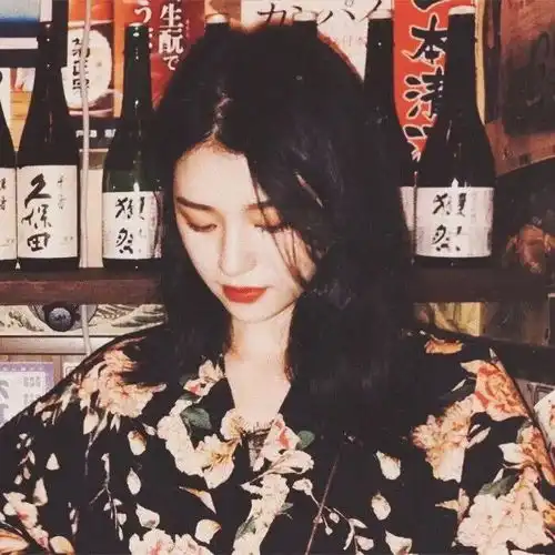 复古港风头像
