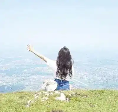 人生建议对任何人不要有所期待,就不会受伤害
