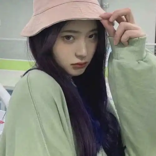 ins超可超甜女生头像
