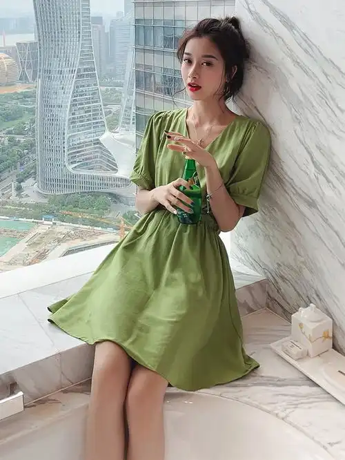 时尚清新又显瘦的连衣裙,洋气小姐姐穿搭必备哦
