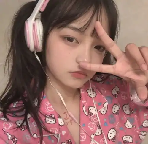 适合除夕夜发的朋友圈
