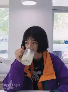 网红发型进可攻退可受的禁欲中性风

