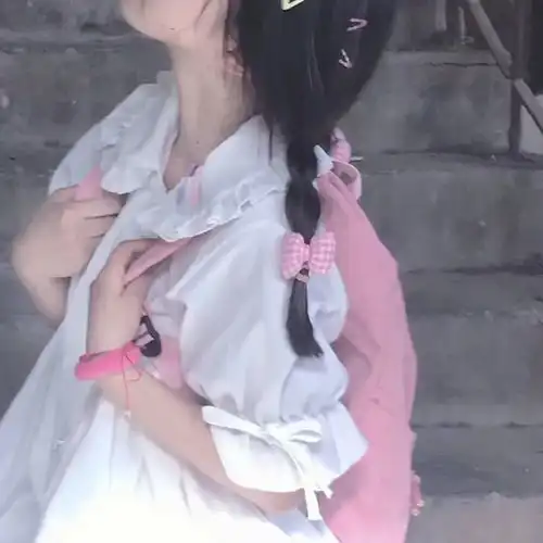 第526期可爱女头0103粉色可爱少女心真人女生头像
