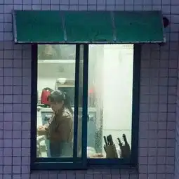 怎么没一个年轻女人阿姨的惊人发现,炸出各路网友
