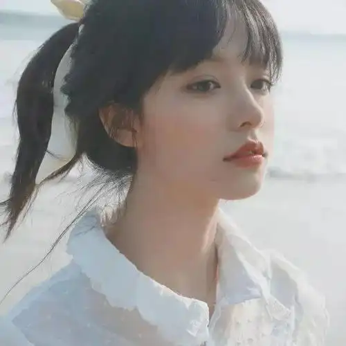 超喜欢的好看女生头像
