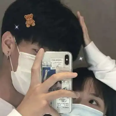 不明显但是却又很甜的情侣签名
