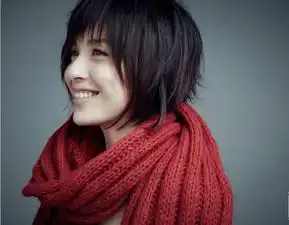 娱乐圈禁欲系老干部靳东系大云南女婿
